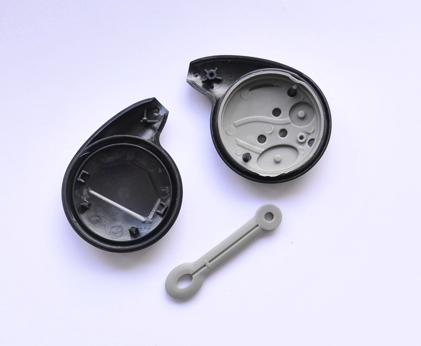 Auto Schlüssel Funk Fernbedienung 1x Gehäuse + 2X Mikrotaster + 1x CR2032 Batterie kompatibel mit Cobra