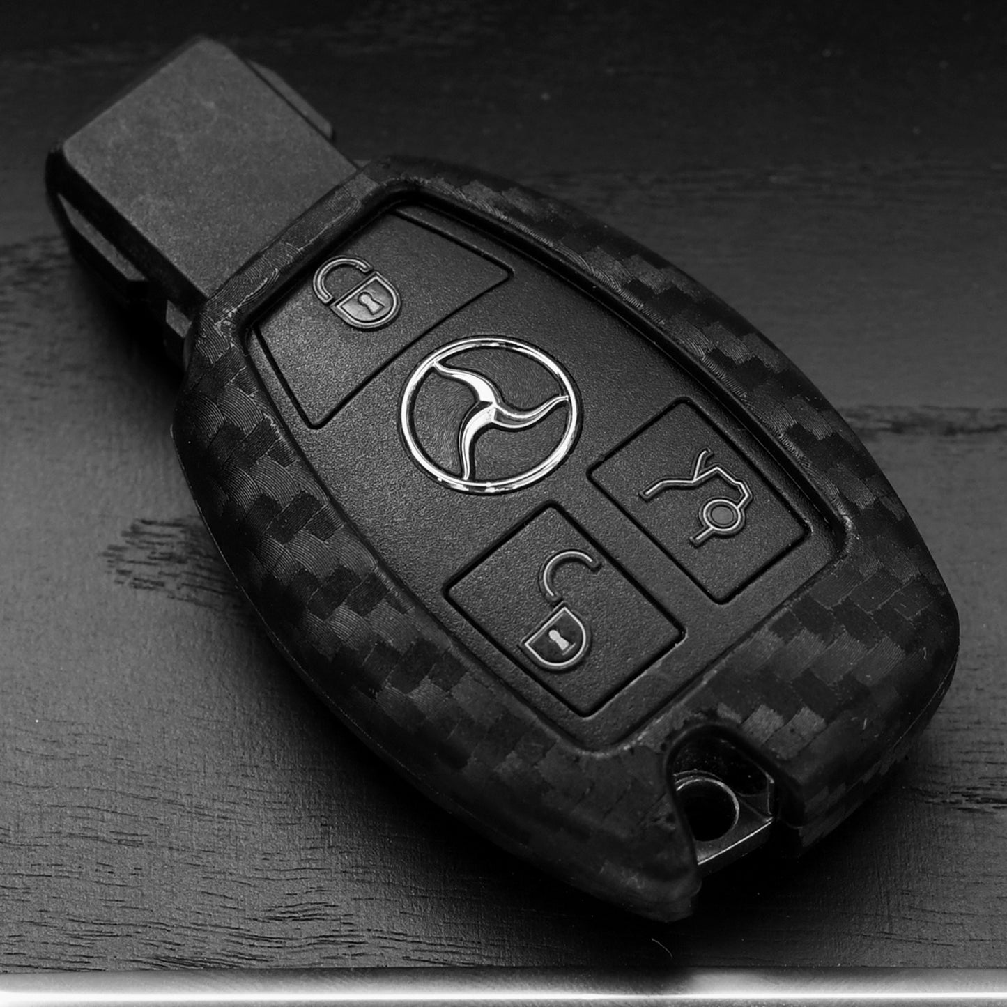 Auto Schlüssel Silikon Schutz Hülle im Carbon Look Kompatibel mit Mercedes Benz W204 W205 W906 C117 W212 W218 W222 SMARTKEY