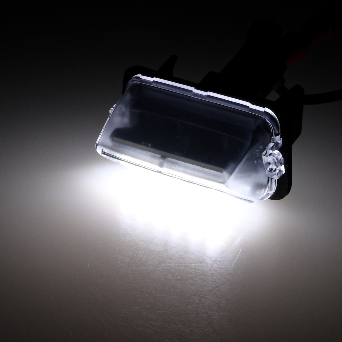 BRANDT Kennzeichenleuchten LED kompatibel mit Toyota Auris II E18 12-18 Avensis III T27 Camry VII XV50 12-17 Highlander III XU50 14-18 Prius C I 12-19 Verso-S I 10-16 Yaris Cross I 21-25 Yaris XP13