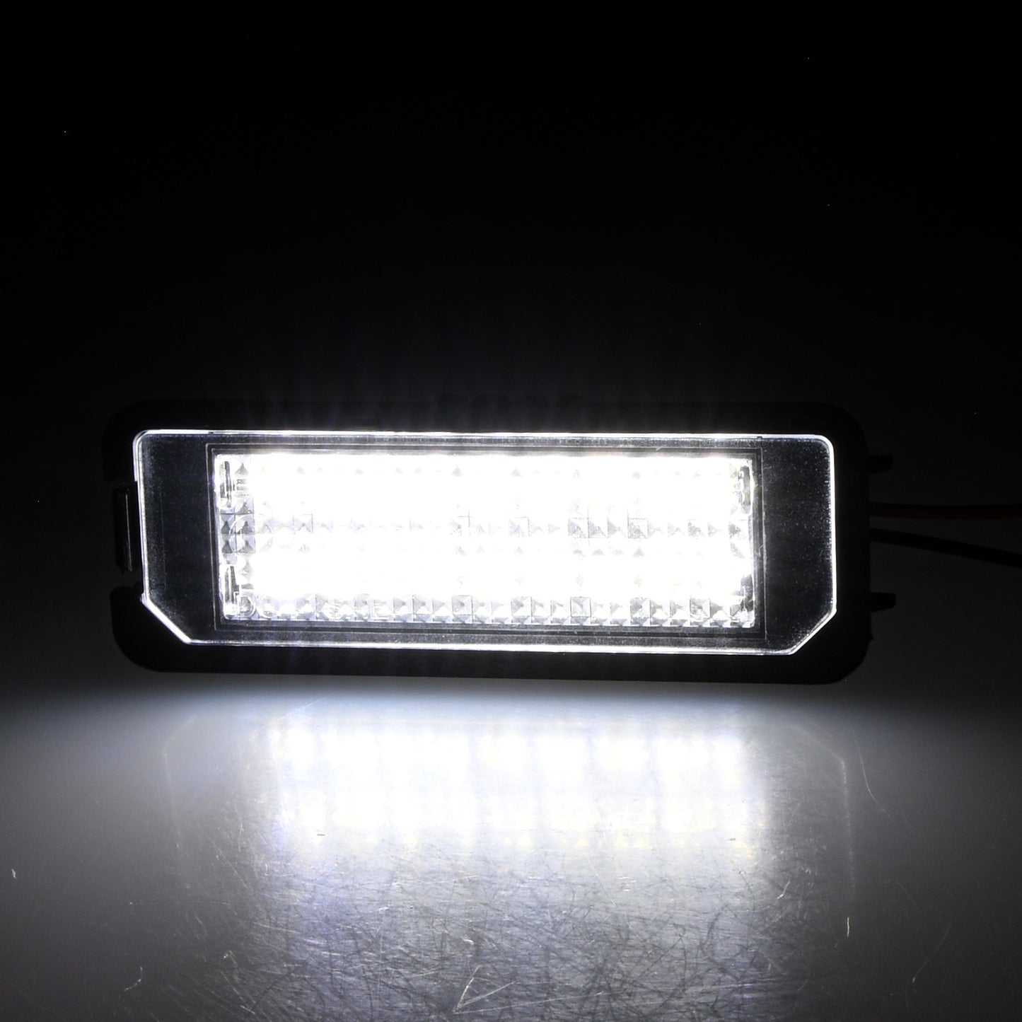 BRANDT Kennzeichenleuchten LED + Widerstand kompatibel mit Audi RS Q8 SQ8 I 4M 19-22 R8 I 42 07-15 R8 II 4S 16-25 Skoda Superb II 3T Lim. MAN TGE I 16-25 VW Crafter II Eos 1F Fox 5Z Scirocco III T-Roc I