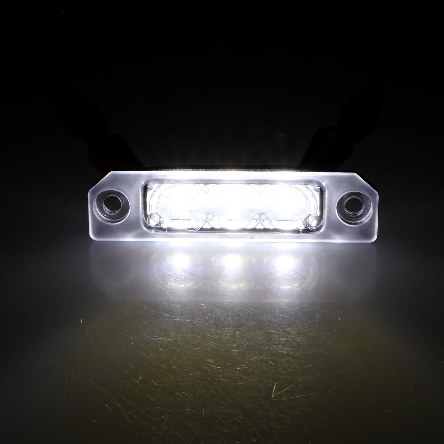 BRANDT Kennzeichenleuchten CREE LED kompatibel mit Ford Edge I U387 07-14 Explorer V D4 11-19 Flex I D4 09-19 Focus II 08-11 Focus III C346 12-18 Fusion I CD3 06-12 Mustang V S197 10-14 Taurus VI D3