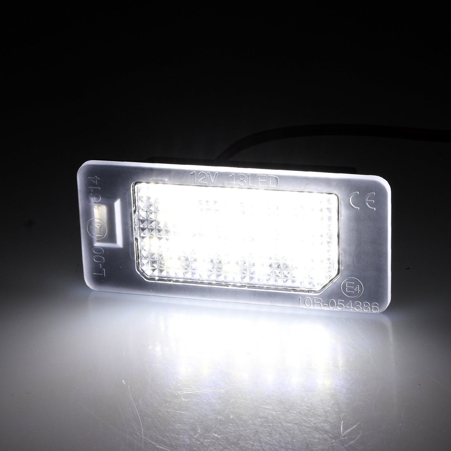 BRANDT AUTOMOTIVE Kennzeichenleuchten + Kabel 6000K LED + Widerstand kompatibel mit AUDI A5 RS5 S5 8T 8F TT RS TTS 8J A1 8X A4 B8 S4 RS4 8K A6 C7 A7 4G Q5 8R Kennzeichenbeleuchtung