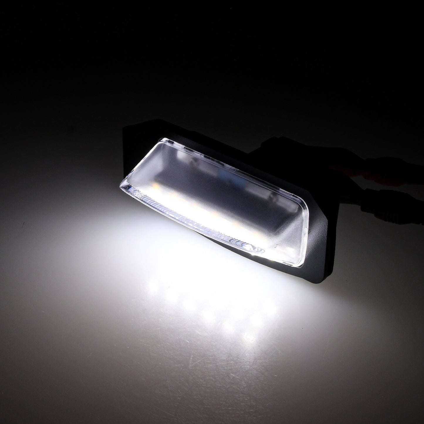 BRANDT Kennzeichenleuchten mit Stecker LED kompatibel mit Mitsubishi ASX I 10-20 i-MiEV I 09-15 Outlander II 06-12 Outlander III PHEV 13-21 Outlander Sport I GA 11-24 RVR III GA 11-20